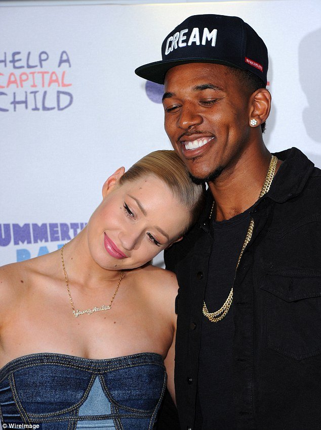 Το δαχτυλίδι αρραβώνων του μισού εκατ. ευρώ της Ιγκι Αζαλέα [εικόνες] | iefimerida.gr 6