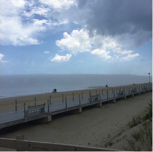 Σαν... εφιάλτης: Η ομίχλη που έμοιαζε με τσουνάμι τρόμαξε το Νιου Τζέρσεϊ [εικόνες] | iefimerida.gr 1