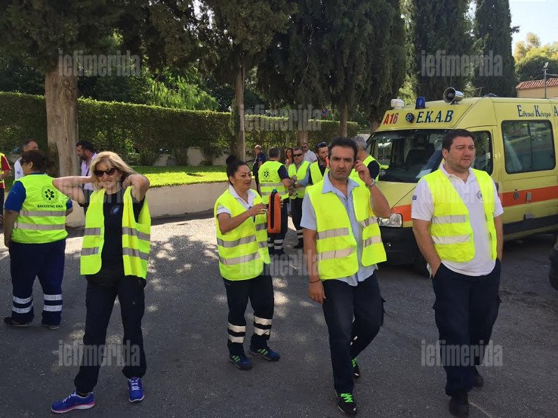 Συγκέντρωση διαμαρτυρίας των εργαζομένων στο ΕΚΑΒ -Διεκδικούν τα δεδουλευμένα τους | iefimerida.gr 5