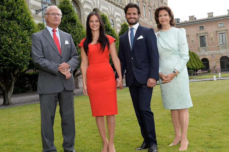 Ζωή σαν παραμύθι: Πώς μια πρώην σερβιτόρα σε ριάλιτι θα παντρευτεί τον πρίγκιπα της Σουηδίας [εικόνες] | iefimerida.gr 14