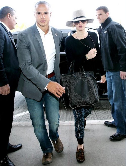 «Εκαψε» καρδιές και twitter ο νέος σωματοφύλακας της Τζένιφερ Λόρενς [εικόνες] | iefimerida.gr 5