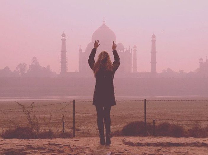 Επέζησε από καρκίνο, τροχαίο και παραλίγο θανάσιμη πτώση και τώρα ταξιδεύει σε όλο τον κόσμο [εικόνες&βίντεο] | iefimerida.gr 6