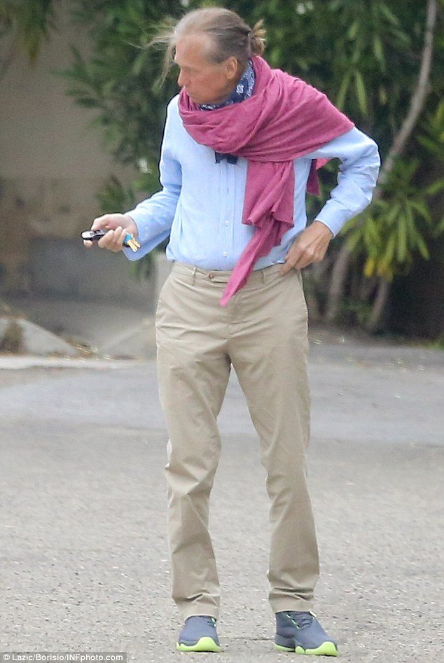 Αγνώριστος και καταπονημένος ο γόης του Χόλιγουντ Βαλ Κίλμερ [εικόνες]  | iefimerida.gr 3