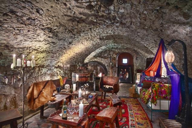 Στο σφυρί η απίστευτη έπαυλη του Τζόνι Ντεπ στο Σαν Τροπέ [εικόνες] | iefimerida.gr 0