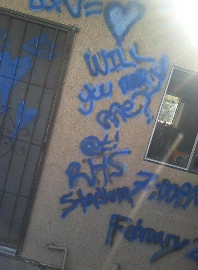 Οι χειρότερες προτάσεις γάμου που θα μπορούσε να κάνει κάποιος [εικόνες] | iefimerida.gr 1