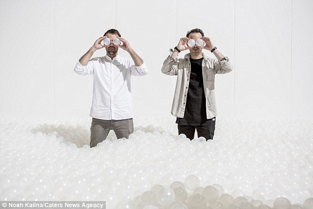 Ενας ωκεανός από φούσκες στο Μουσείο της Ουάσινγκτον: Εκπληκτικό διαδραστικό installation art [εικόνες] | iefimerida.gr 3