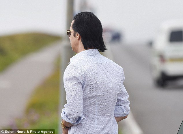 Συγκινεί: Το γράμμα του γιου του Νικ Κέιβ στον νεκρό αδελφό του [εικόνες] | iefimerida.gr 1