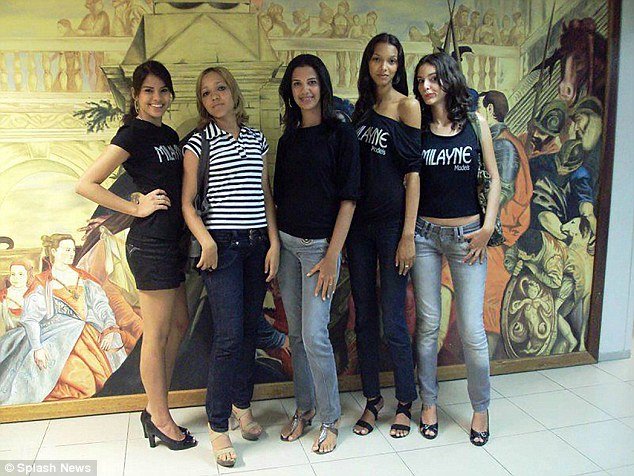 Μια εκπληκτική διαδρομή: Από τη ζωή σε χωριό της Βραζιλίας, μοντέλο της Victoria's Secret [εικόνες] | iefimerida.gr 10