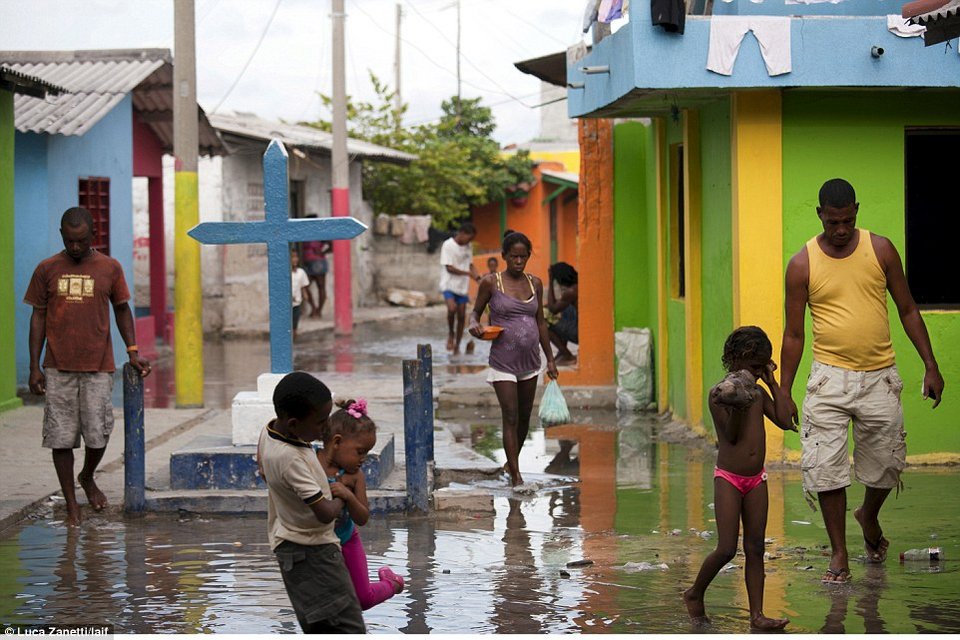 Μια κουκκίδα στον χάρτη - Το νησί που είναι μικρότερο από 1 km² και έχει 1200 κατοίκους [εικόνες] | iefimerida.gr 2