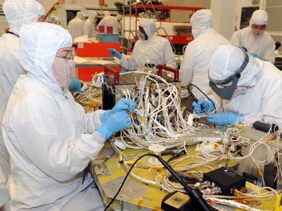 Οι 10 σπουδές που οδηγούν στους υψηλότερους μισθούς μετά την αποφοίτηση [λίστα] | iefimerida.gr 3