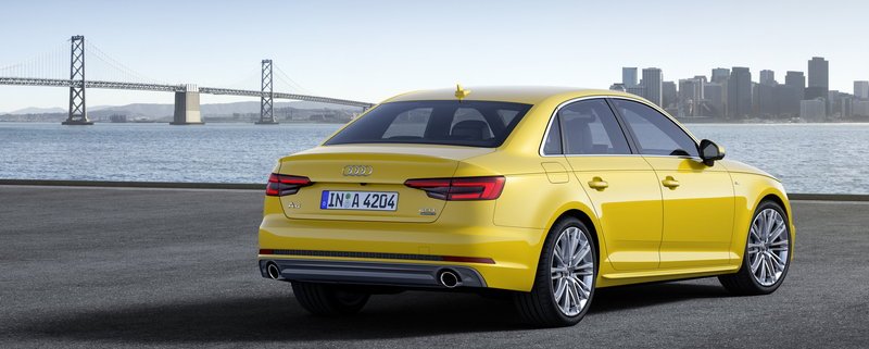 Το νέο Audi A4 μοιάζει μεν αλλά είναι πολύ διαφορετικό από το παλιό | iefimerida.gr 1