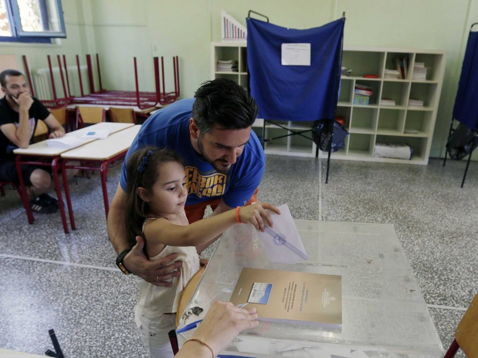 Business Insider: Τα 12 χαρακτηριστικά των Ελλήνων -Ζουν ως τα 81, αγαπούν τους Ρώσους, πηγαίνουν στρατό [εικόνες] | iefimerida.gr 0