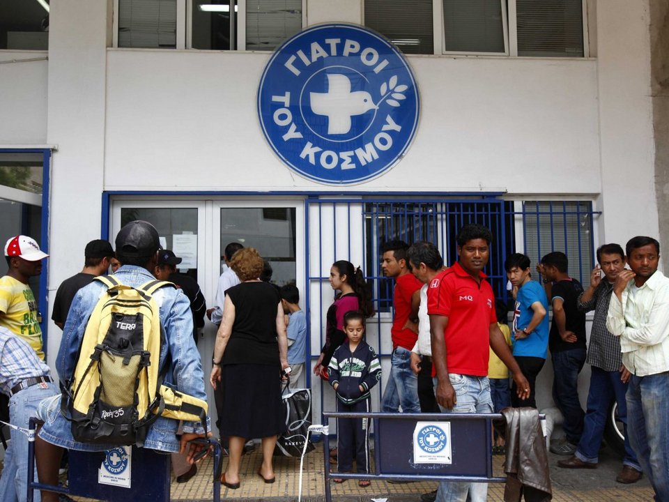 Business Insider: Τα 12 χαρακτηριστικά των Ελλήνων -Ζουν ως τα 81, αγαπούν τους Ρώσους, πηγαίνουν στρατό [εικόνες] | iefimerida.gr 11