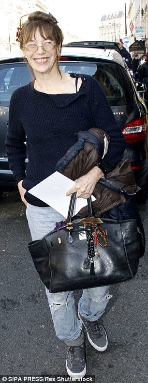 Ενα βίντεο με κακοποίηση κροκοδείλων βάζει σε μπελάδες την Hermès [εικόνες] | iefimerida.gr 1