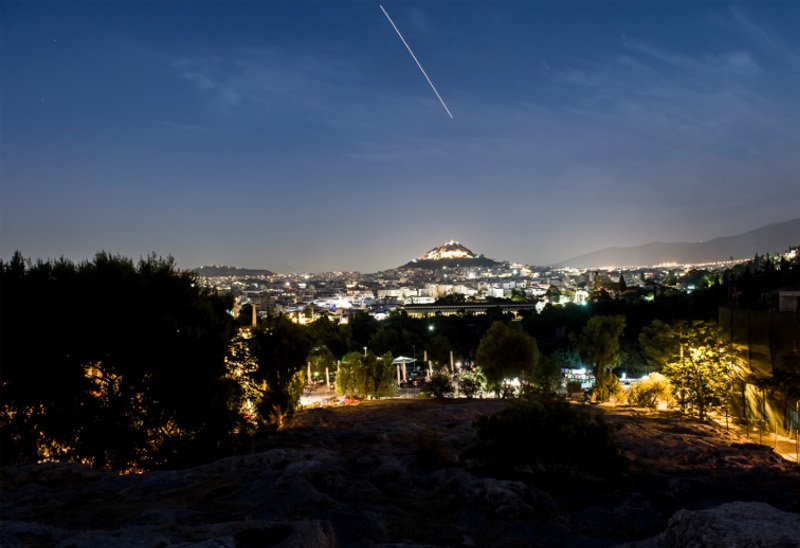 Το Blue Moon φωτίζει τη νύχτα - Η μαγευτική 2η πανσέληνος του Ιουλίου στον Αττικό ουρανό [εικόνες] | iefimerida.gr 5