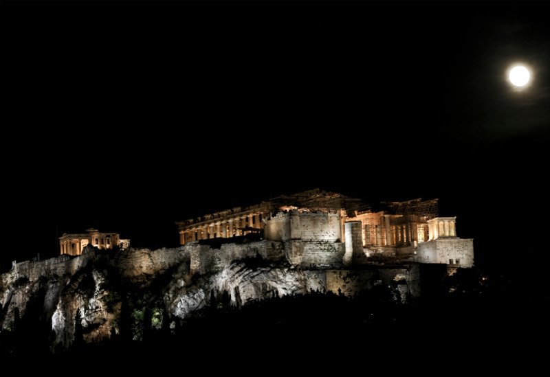 Το Blue Moon φωτίζει τη νύχτα - Η μαγευτική 2η πανσέληνος του Ιουλίου στον Αττικό ουρανό [εικόνες] | iefimerida.gr 7