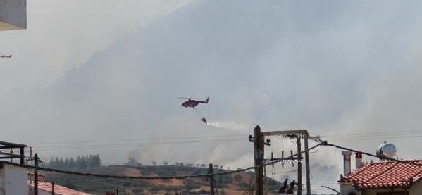 Ανεξέλεγκτη η φωτιά στη Νεάπολη Λακωνίας: Νεκρός ένας 58χρονος - Καίγονται καταστήματα μέσα στην πόλη [εικόνες & βίντεο] | iefimerida.gr 24