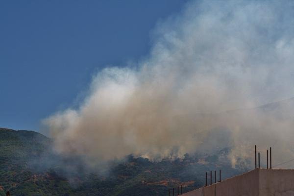 Ανεξέλεγκτη η φωτιά στη Νεάπολη Λακωνίας: Νεκρός ένας 58χρονος - Καίγονται καταστήματα μέσα στην πόλη [εικόνες & βίντεο] | iefimerida.gr 34