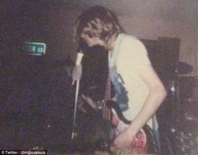 Αδημοσίευτες φωτογραφίες του Κερτ Κομπέιν - Σε ηλικία 19 ετών ο «θρύλος» των Nirvana [εικόνα] | iefimerida.gr 2