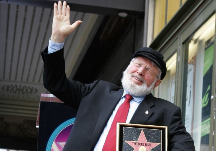 Πέθανε ο πρωταγωνιστής του «Βιολιστή στη στέγη» Θίοντορ Μπίκελ [εικόνες] | iefimerida.gr 1