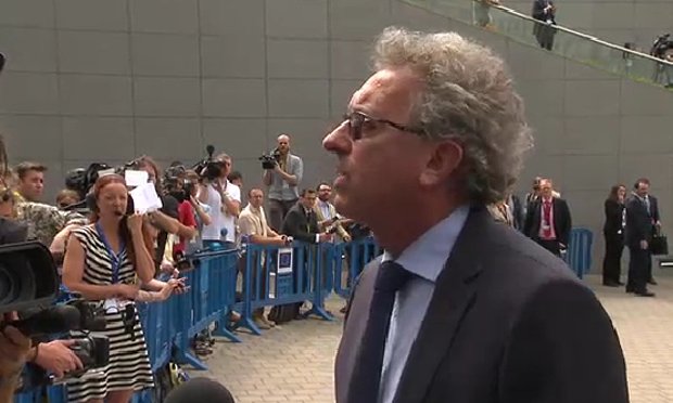 Τρώμε ξύλο στο Eurοgroup -Με άγριες διαθέσεις μπήκαν οι υπουργοί Οικονομικών -Ολες οι δηλώσεις | iefimerida.gr 0