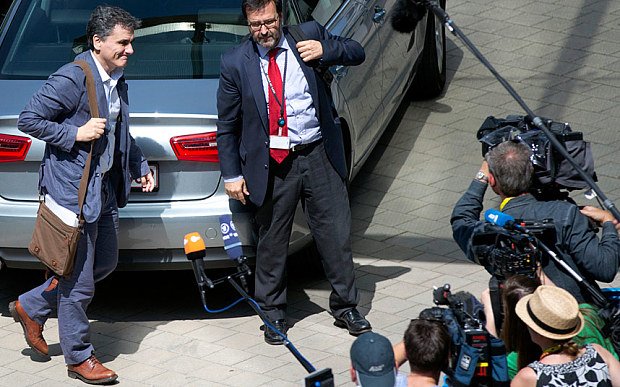Διεκόπη το Eurogroup -Δεν υπάρχει συμφωνία -Θα συνεδριάσει ξανά στις 12:00 | iefimerida.gr 33