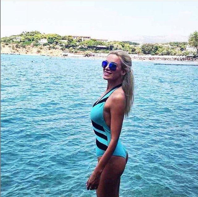 Η Κατερίνα Καινούργιου έχει το σώμα του καλοκαιριού - Στα πιο αδύνατά της στην παραλία [εικόνες] | iefimerida.gr 3