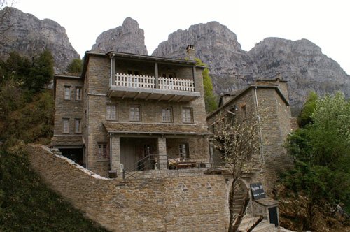 Τι δουλειά κάνει σήμερα ο Κώστας Κεντέρης [εικόνες] | iefimerida.gr 3