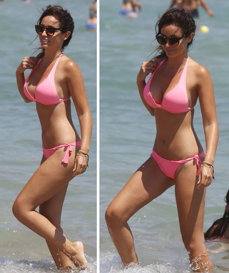 Η σέξι ΟΝΝΕΔίτισσα με το ροζ μαγιό της βάζει φωτιά στην παραλία [εικόνες]  | iefimerida.gr 2