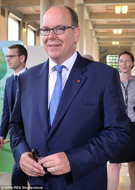 Η άγνωστη 24χρονη κόρη του Αλβέρτου του Μονακό -Ποζάρει στο φακό με βασιλική χάρη και θυμίζει κάτι από Γκρέις Κέλι [εικόνες] | iefimerida.gr 4