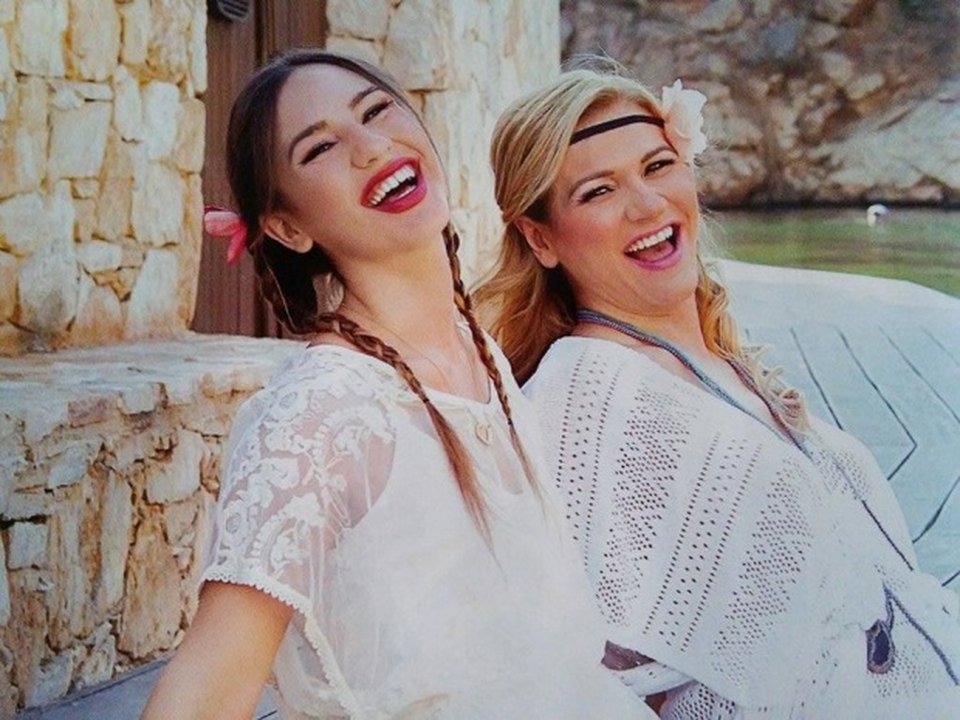 Η Μπέσυ Μάλφα μας συστήνει την όμορφη ηθοποιό κόρη της [εικόνες] | iefimerida.gr 0