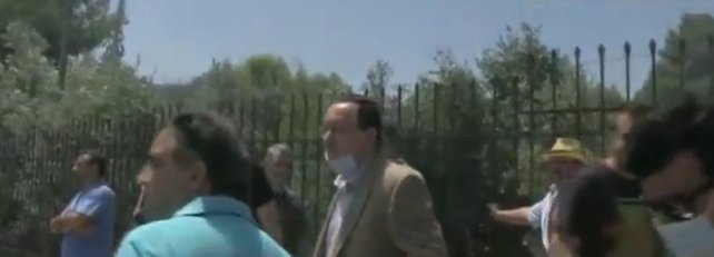 Μάχη με τη φωτιά στον Υμηττό - Κάηκαν σπίτια [εικόνες] | iefimerida.gr 6