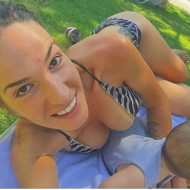 Η Εύα Λάσκαρη επτά μήνες μετά τη γέννα βάζει πάλι το μαγιό της [εικόνες] | iefimerida.gr 0