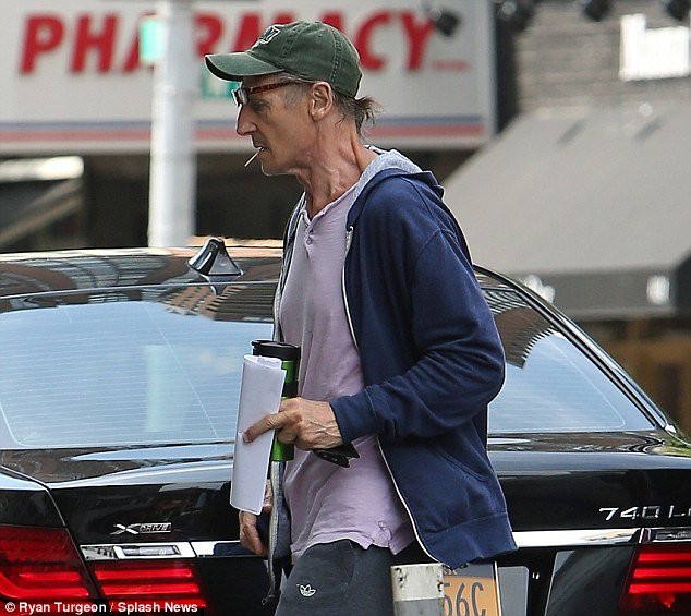 Κάτι συμβαίνει στον Λίαμ Νίσον -Αγνώριστος γυρνάει στους δρόμους [εικόνες] | iefimerida.gr 0