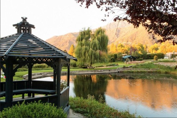 Εδώ παντρεύτηκαν Μίλα Κούνις-Αστον Κούτσερ - Σε έναν επίγειο παράδεισο [εικόνες] | iefimerida.gr 1