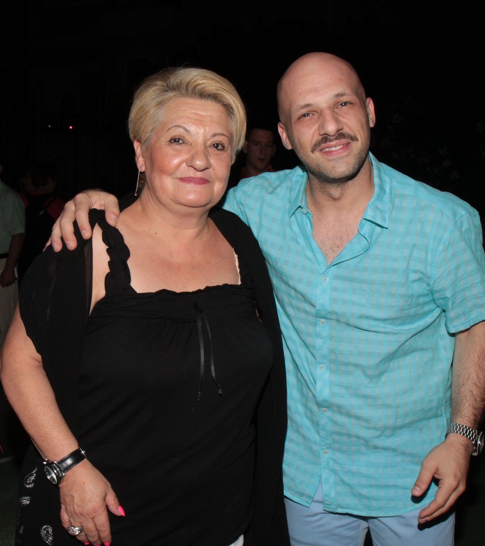 Πέθανε η μητέρα του Νίκου Μουτσινά [εικόνα] | iefimerida.gr 0