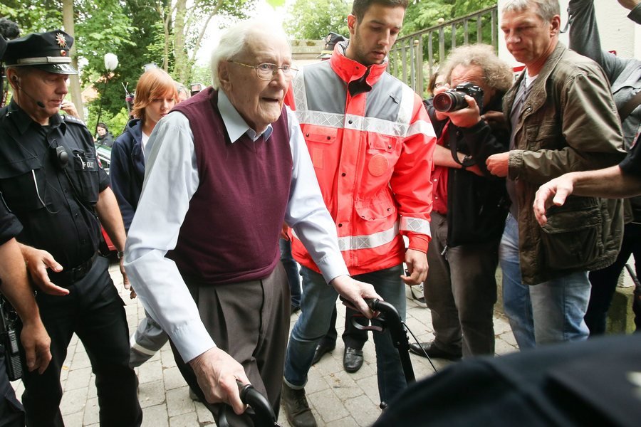 Σε 4 χρόνια φυλάκιση καταδικάστηκε ο 94χρονος λογιστής του Άουσβιτς [εικόνες] | iefimerida.gr 1