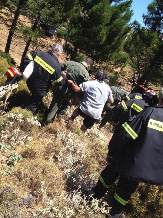 Ατύχημα με Καναντέρ που επιχειρούσε στη φωτιά στη Λακωνία [εικόνες από το σημείο] | iefimerida.gr 4