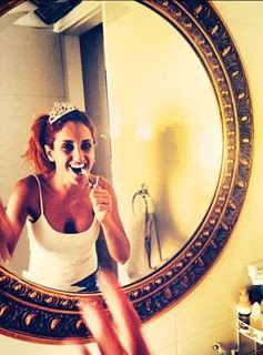 Η νέα σύντροφος του Κοργιαλά είναι πρώην σύζυγος γνωστού Ελληνα τραγουδιστή [εικόνες] | iefimerida.gr 5