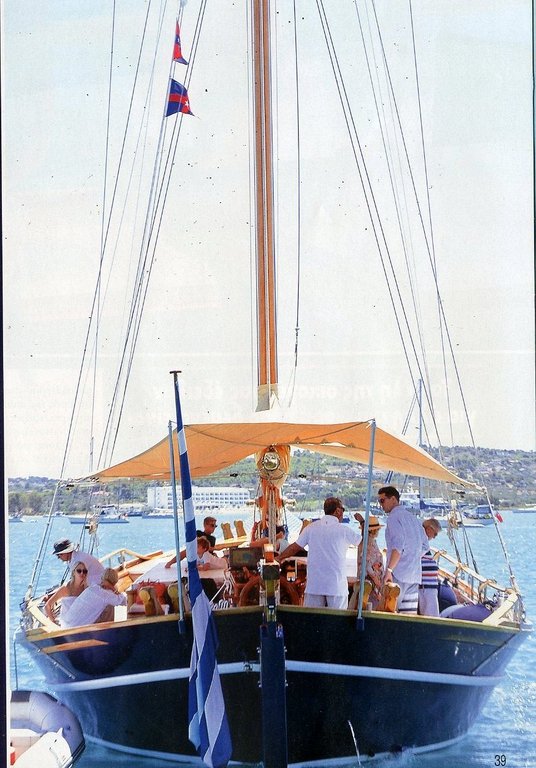 Ο Κωνσταντίνος Γλύξμπουργκ με τα εγγόνια του κάνει βαρκάδες στις Σπέτσες [εικόνες] | iefimerida.gr 7