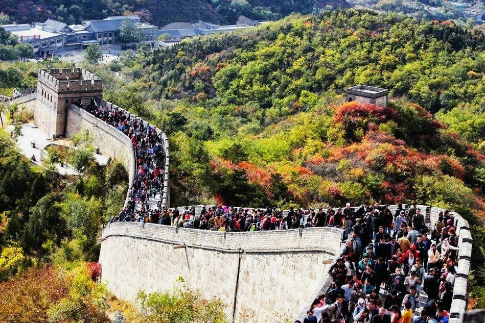 Το Σινικό Τείχος διαλύεται - Ντόπιοι κλέβουν κομμάτια για να χτίσουν σπίτια  [εικόνες] | iefimerida.gr 2
