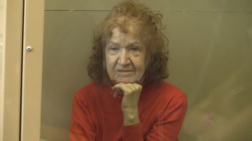 Γιαγιά δολοφόνος αποκαλύπτει ότι έχει κάνει 10 φόνους και έχει εξαφανίσει τα πτώματα [εικόνες&βίντεο] | iefimerida.gr 1