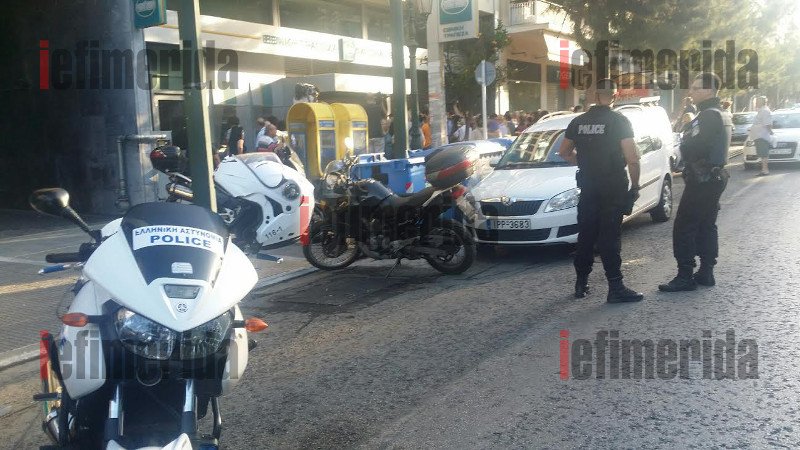 Λιποθυμίες ηλικιωμένων στις ουρές για τα 120 ευρώ [εικόνες] | iefimerida.gr 19