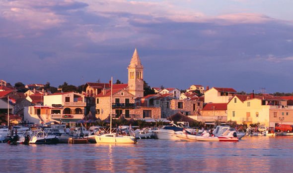 Express: Αυτά είναι τα καλύτερα λιμάνια της Μεσογείου -Ενα ελληνικό ξεχωρίζει [εικόνες] | iefimerida.gr 0