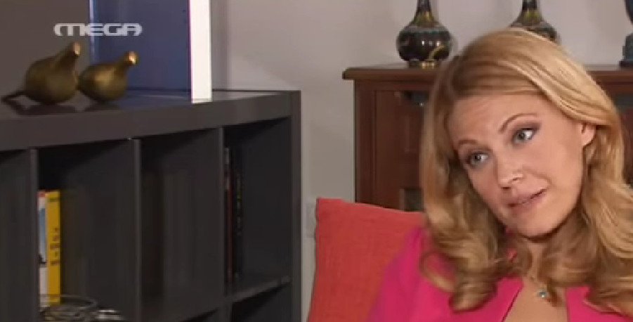 Η όμορφη ξανθιά με τίτλο από καλλιστεία που πήρε συνέντευξη από τον Βαρουφάκη [εικόνες] | iefimerida.gr 3