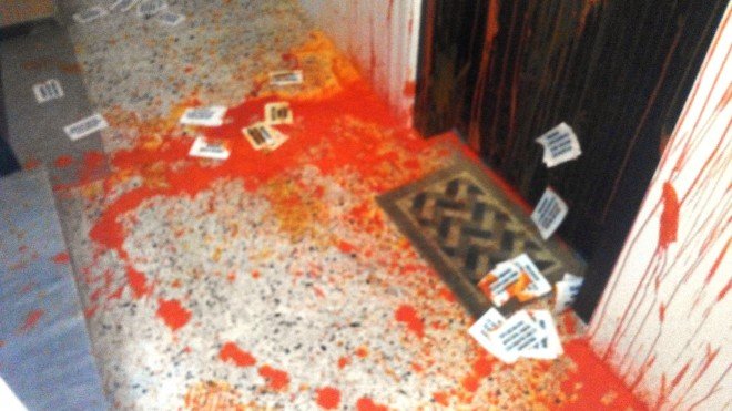 Επίθεση με μπογιές στα γραφεία του ΣΥΡΙΖΑ στην Ξάνθη [εικόνες] | iefimerida.gr 2