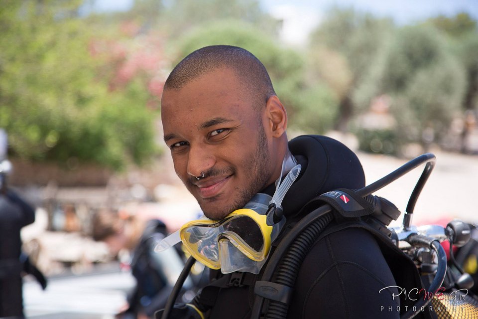 Drops of Breath: Πρωτοποριακή υποβρύχια παράσταση χορού [εικόνες&βίντεο] | iefimerida.gr 6