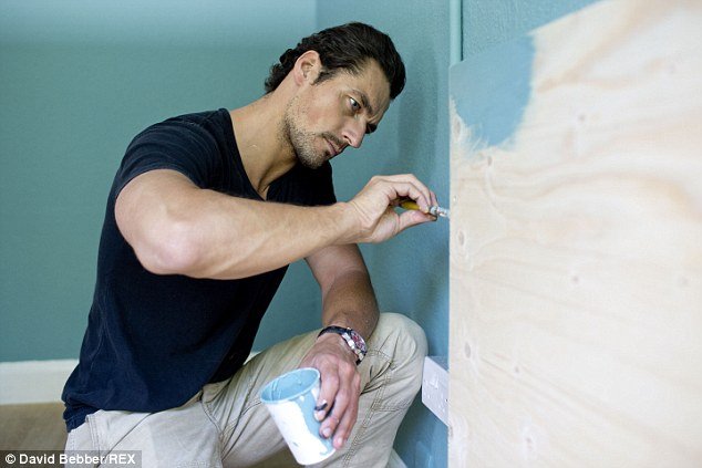 Και κούκλος και φιλάνθρωπος - Το μοντέλο της «Dolce & Gabbana» που τα έχει όλα [εικόνες] | iefimerida.gr 5