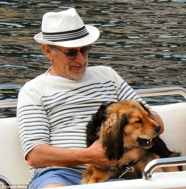 Ο Σπίλμπεργκ πουλάει το γιοτ του | iefimerida.gr 0