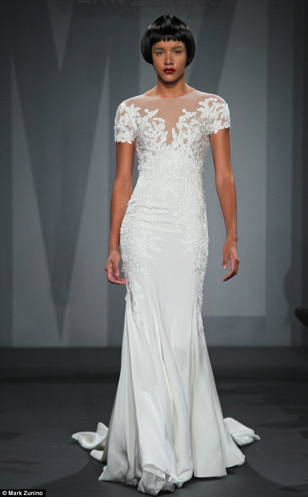 Είναι αυτό το νυφικό της Τζένιφερ Ανιστον: Ριάλιτι το αποκάλυψε κατά λάθος 4 μήνες πριν το γάμο [εικόνες] | iefimerida.gr 3